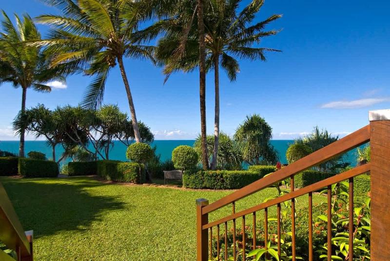 Bangalow - Best View in Port Douglas - image 30