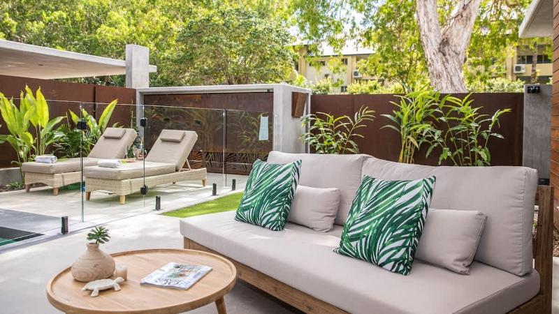 Azure Port Douglas - Luxurious & Modern - image 6