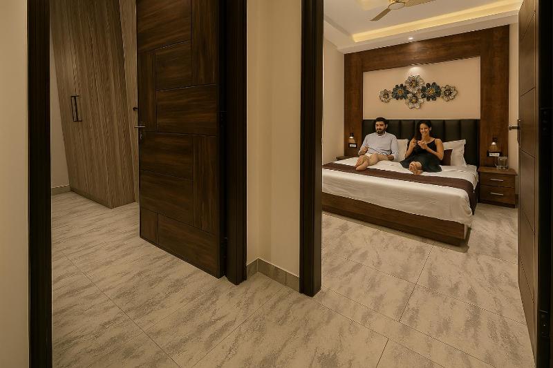 Himalayan Haven: 2BHK Luxury Apartment - image 7