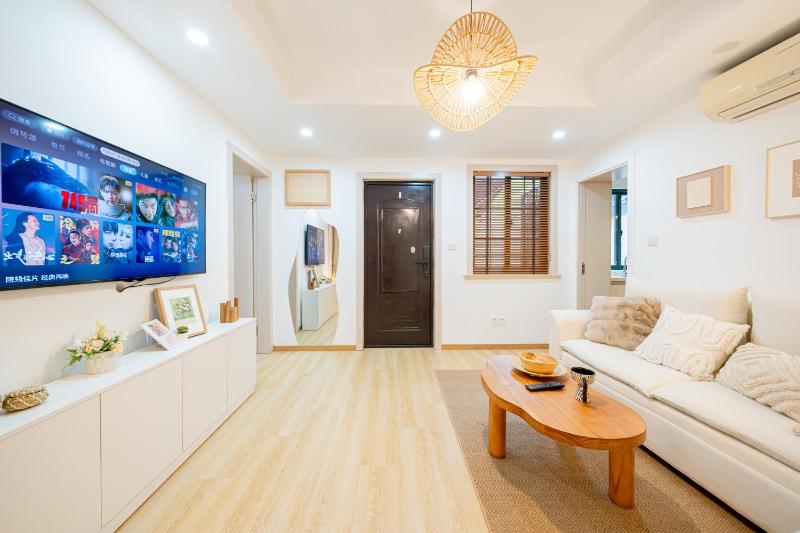 Shanghai Hills & Well-time Woodland 2B Suite close to Photospot Wukang Mansion - image 12
