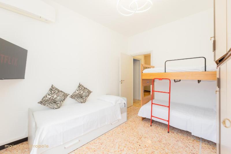 Rapallo Vintage House - image 15