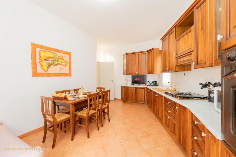 Rapallo Vintage House - image 22