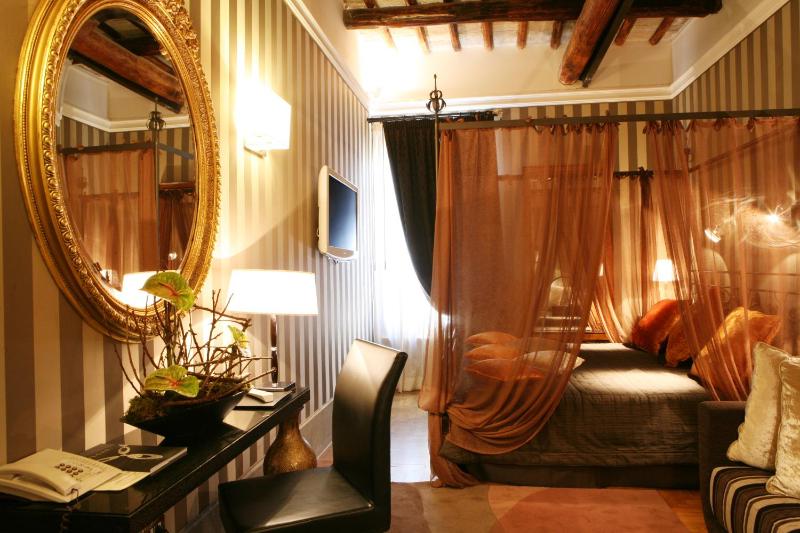 The Inn at the Spanish Steps Prestige Collection - MDR Penthouse - image 12
