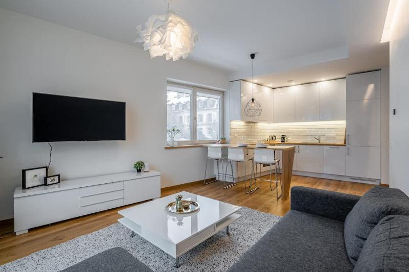 Domillion 1bdr lovely apt with parking &lift B9a4 - image 9