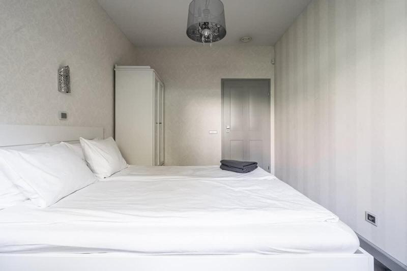 Domillion 1bdr quiet apt w parking & greenery B9C1 - image 11