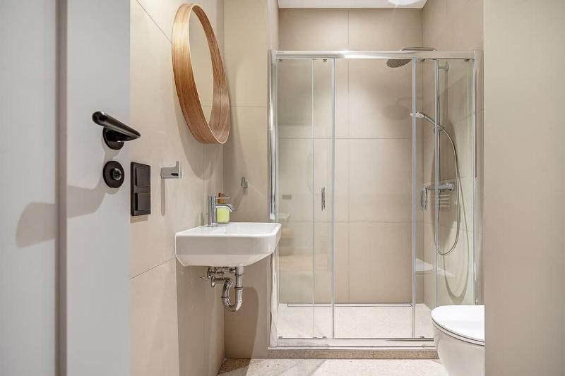 Domillion Studio Modern Old Town Retreat So1c - image 13