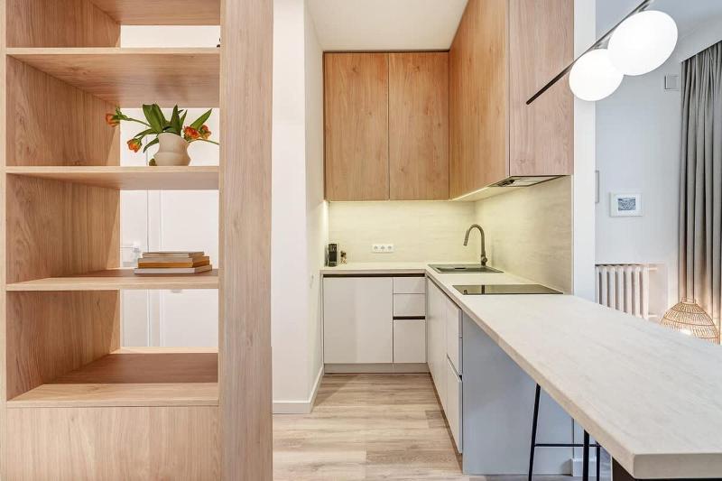 Domillion Studio Modern Old Town Retreat So1b - image 10