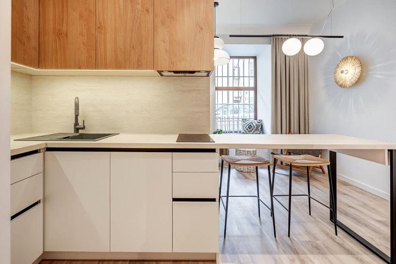 Domillion Studio Modern Old Town Retreat So1b - image 8