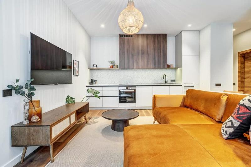 Domillion 2bdr Modern Old Town Retreat So1d - image 10