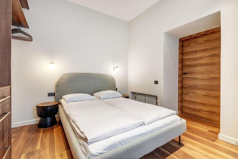 Domillion 2bdr Modern Old Town Retreat So1d - image 12