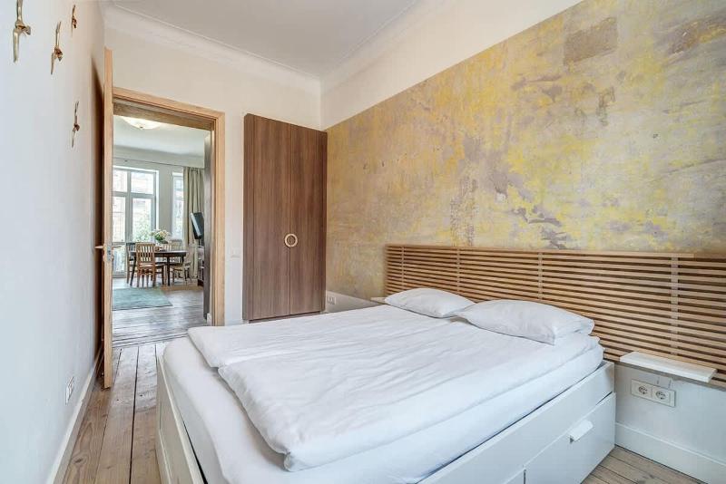 Domillion new Provence 3bdr 2bath w parking P365 - image 13