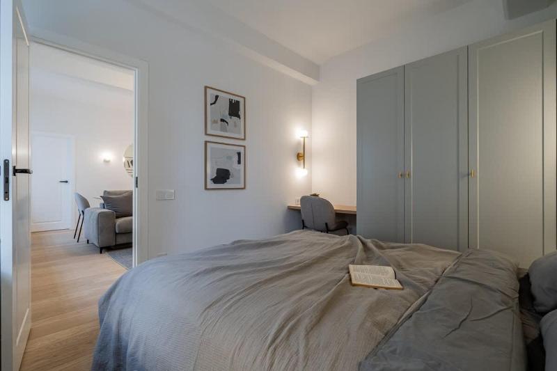Domillion 3bdr 2 baths Bright and Spacious apt P99 - image 6