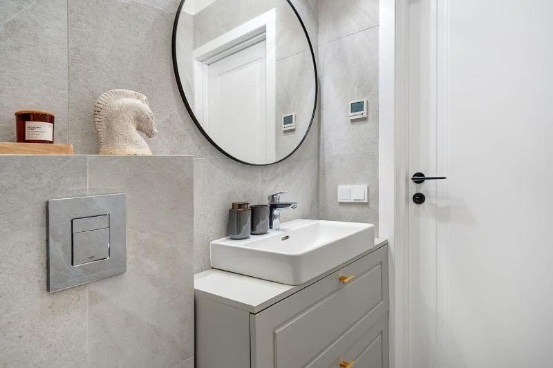 Domillion oldtown new 5bdr 3bath apt P492a - image 12