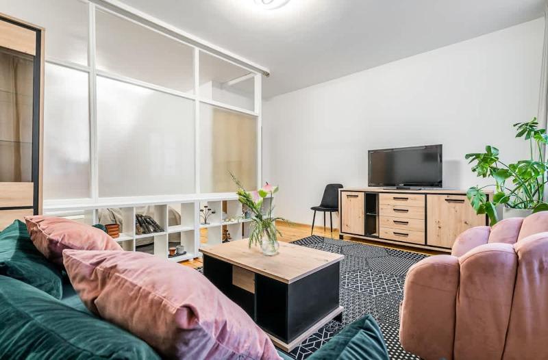 Domillion 1bdr Traku str apt&free parking Tr135 - image 15