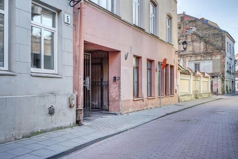 Domillion 2bdr Bright&Colorful old town apt Z35 - image 16