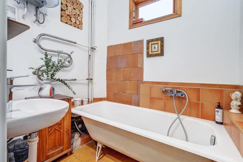 Domillion 2bdr Vilnius str antique apt Vl476 - image 5
