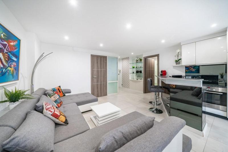 Wonderful 2 bedroom apartment - image 4