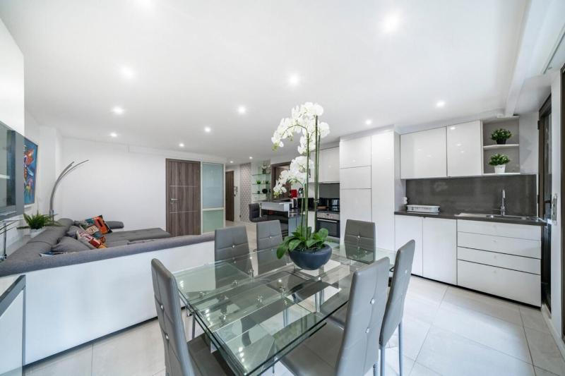 Wonderful 2 bedroom apartment - image 7