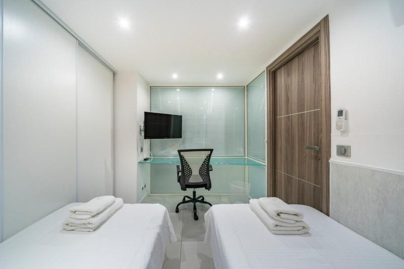Wonderful 2 bedroom apartment - image 9