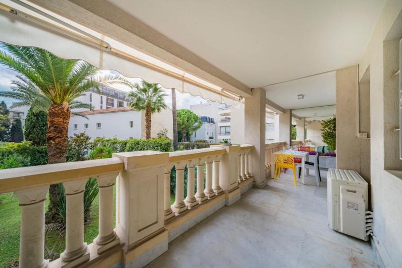 Wonderful 2 bedroom apartment - image 5