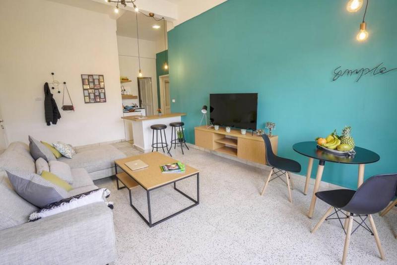 Spirit - 2-BR Apt & Balcony in Mar Mikhael - image 7
