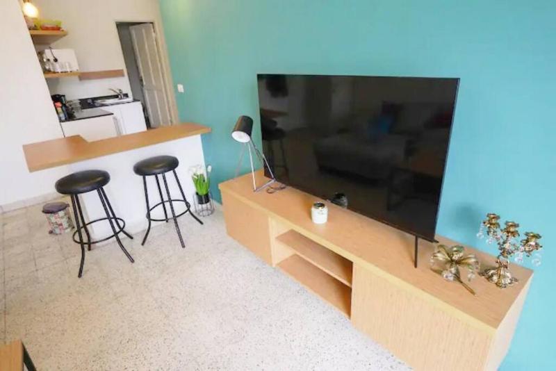 Spirit - 2-BR Apt & Balcony in Mar Mikhael - image 16