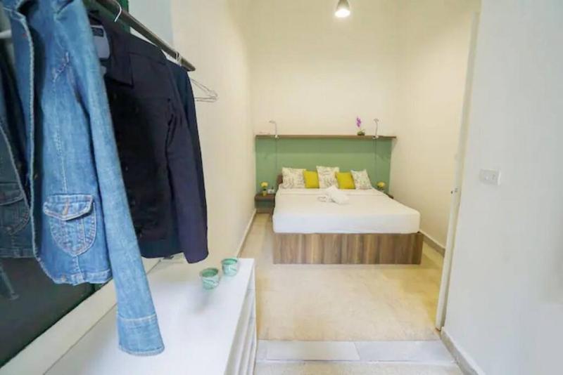 Spirit - 2-BR Apt & Balcony in Mar Mikhael - image 10