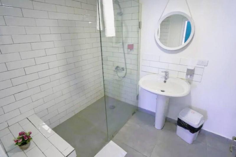 Spirit - 2-BR Apt & Balcony in Mar Mikhael - image 6
