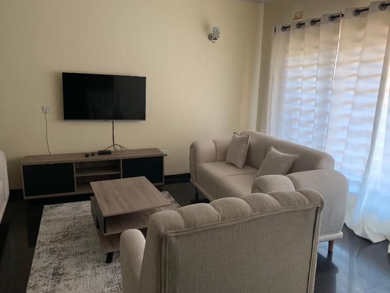 C N Apartments - image 1
