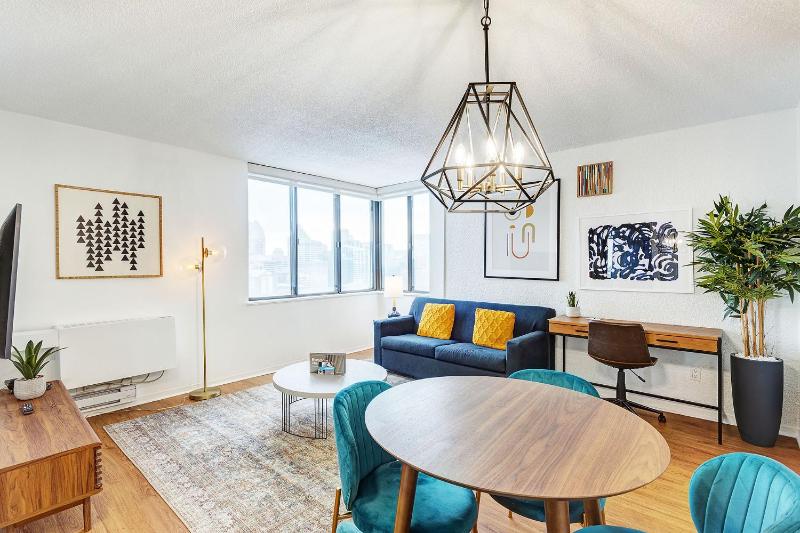 LaCité Cozy Apartment Close to Central Montreal - image 15