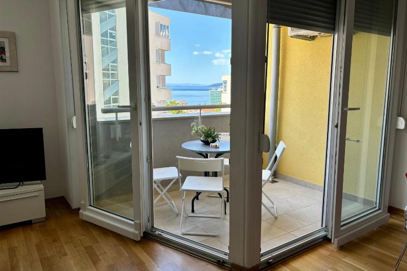 Apartments with parking space Makarska - 13871 - image 12