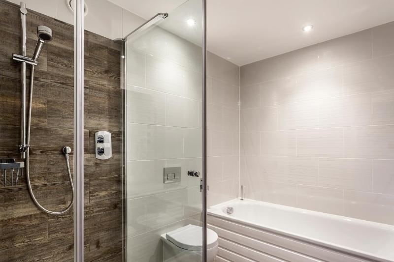 Double room without view image 2