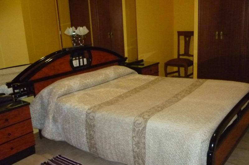 Double Room image 3