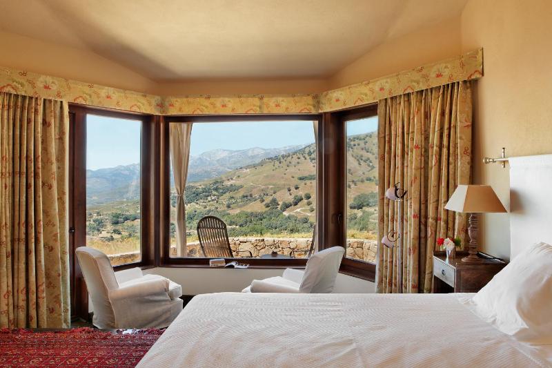 Superior Double Room with Terrace image 3