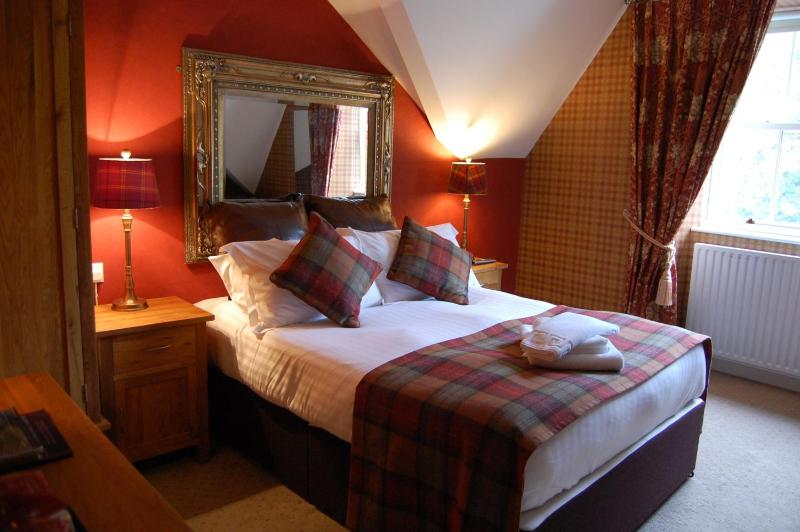 Double Room image 3