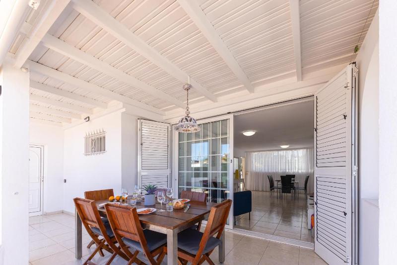 Careva Suites 21 by VillaGranCanaria - image 40