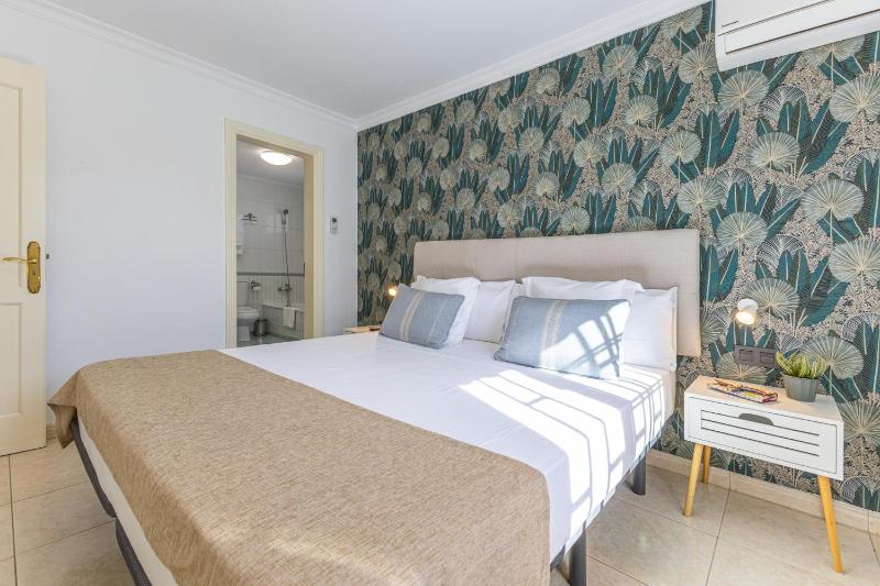 Careva Suites 21 by VillaGranCanaria - image 12