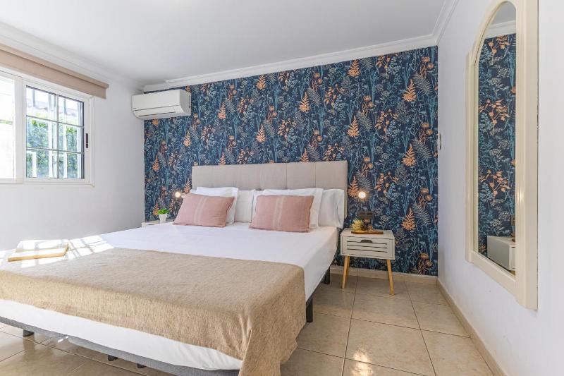 Careva Suites 21 by VillaGranCanaria - image 27