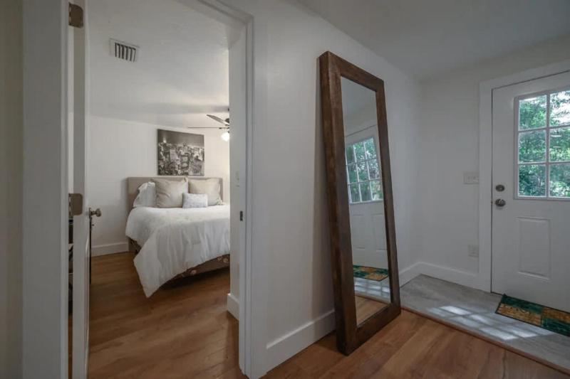 Renovated Seminole Heights Beauty - image 24