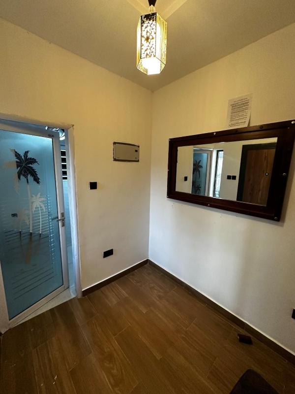 Bobby’s villa - image 14