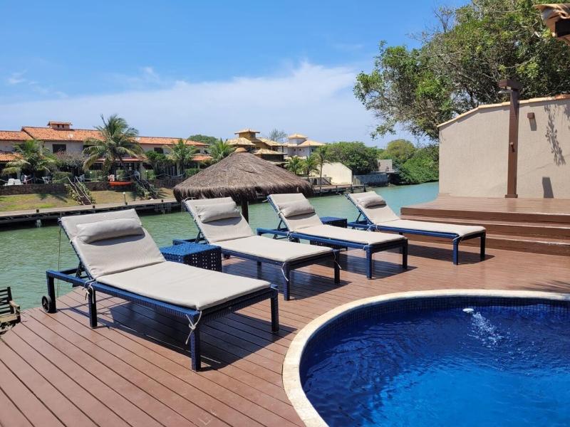 Mansion with sea access - image 30