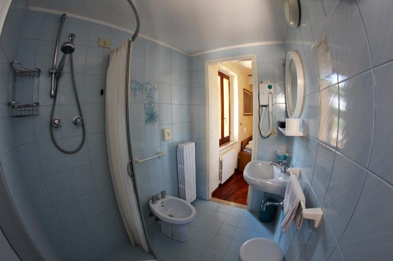 Single Room image 1
