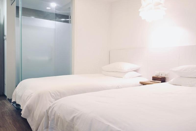 Xiamen Gulangyu Heitan Hotel - image 7