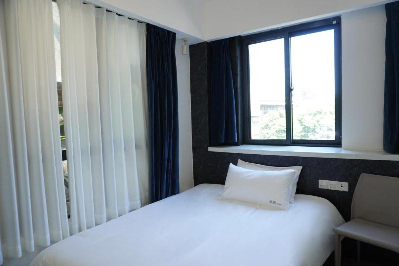 Xiamen Gulangyu Heitan Hotel - image 36