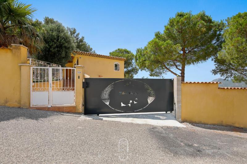 Villa Piscine Lealys Costebelle Clim/Wifi/plages - image 14
