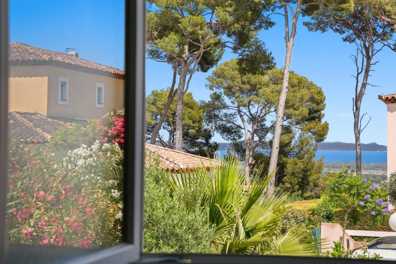 Villa Piscine Lealys Costebelle Clim/Wifi/plages - image 13
