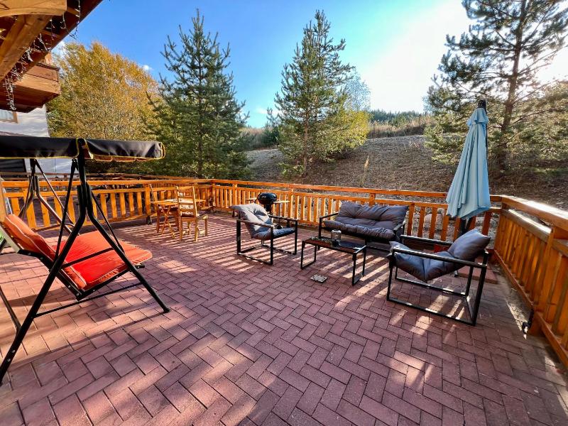 Two-room Forest Retreat-Fireplace/Veranda/BBQ/View - image 16