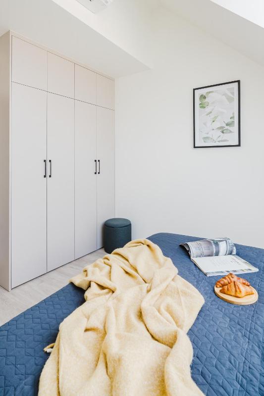 Prague Days - Bright Apartments with AC near Vyšehrad Castle - image 11