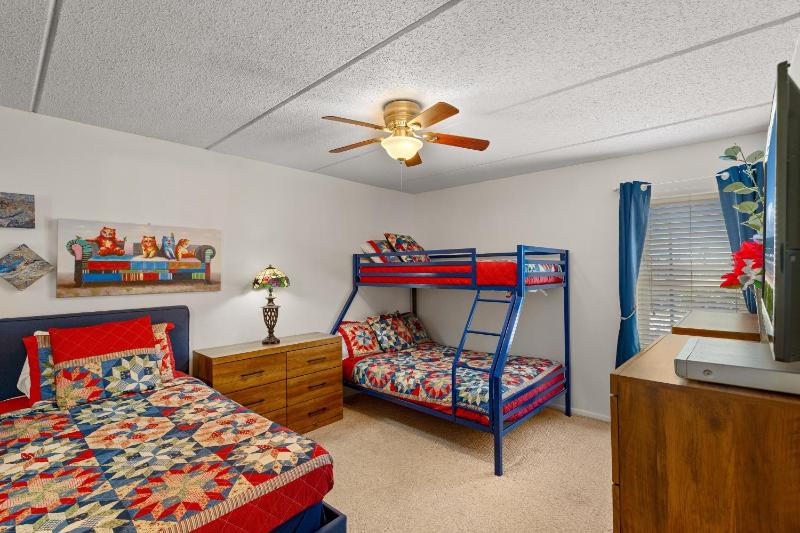 Edgewater Condo Unit #301 - image 23