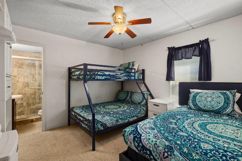 Edgewater Condo Unit #301 - image 20